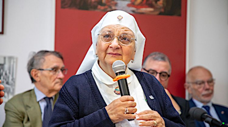 ÉMOTION - La 72e miraculée est venue témoigner à Lourdes